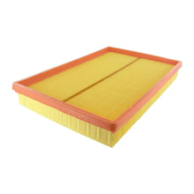 Görseli Galeri görüntüleyiciye yükleyin, Volkswagen Fox Hava Filtresi 030129620F