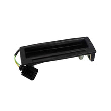 Görseli Galeri görüntüleyiciye yükleyin, Porsche Cayenne Bagaj Açma Düğmesi 1J0827566 1J0827566A 1J0827566B 1J0827566C 1J0827566D 1J0827566E 1J0827566L 1J0827566N 95561327100 95561327101