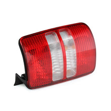 Görseli Galeri görüntüleyiciye yükleyin, Volkswagen Caddy Stop Lambası Sol Nova 2K5945095B