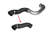 Görseli Galeri görüntüleyiciye yükleyin, BMW E60 E61 Turbo Hortumu 11617787468 11617794064