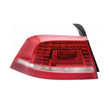 Görseli Galeri görüntüleyiciye yükleyin, Volkswagen Passat Stop Lambası Dış Sol Led 3AE945207B