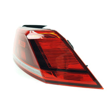 Görseli Galeri görüntüleyiciye yükleyin, Volkswagen Passat Stop Lambası Dış Sağ Led 3G5945096E