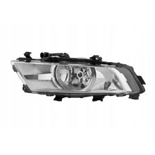 Görseli Galeri görüntüleyiciye yükleyin, Skoda Superb Sis Lambası Sol Beyaz 3T0941701C