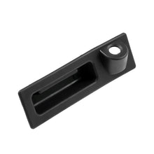 Görseli Galeri görüntüleyiciye yükleyin, BMW F22 F45 F30 F80 F36 F82 F48 F25 F15 F16 Bagaj Açma Düğmesi 51247463163 51247345700