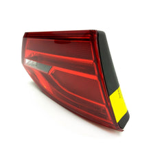 Görseli Galeri görüntüleyiciye yükleyin, Volkswagen Jetta Stop Lambası İç Sol 5C6945093A