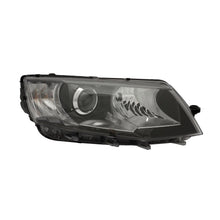 Görseli Galeri görüntüleyiciye yükleyin, Skoda Octavia Far Komple Sağ Xenon &amp; Led 5E1941018 Yerine 5E1941018A