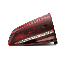 Görseli Galeri görüntüleyiciye yükleyin, Volkswagen Golf 7.5 Stop Lambası İç Sağ Led Karartılmış 5G0945308D