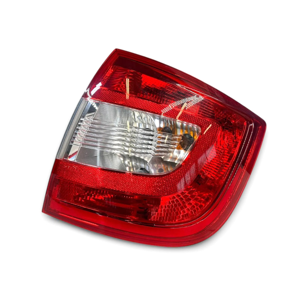 Skoda Rapid Stop Lambası Sağ 5JH945112