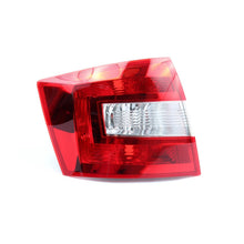 Görseli Galeri görüntüleyiciye yükleyin, Rapid Speaceback Stop Lambası Sol 5JJ945111