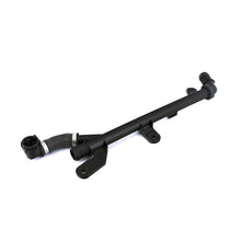 Görseli Galeri görüntüleyiciye yükleyin, BMW F10 F11 F12 F01 F02 F03 F07 Kalorifer Su Borusu 64509170342