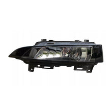 Görseli Galeri görüntüleyiciye yükleyin, Skoda Scala Sis Lambası Sol 657941699