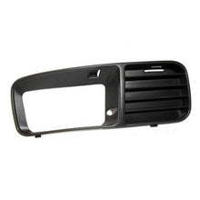 Görseli Galeri görüntüleyiciye yükleyin, Volkswagen Polo Classic Caddy Sis Far Izgarası Sağ DPA 6K5853666