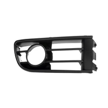 Görseli Galeri görüntüleyiciye yükleyin, Volkswagen Polo Hatchback Sis Far Izgarası Sağ DPA 6Q0853666C