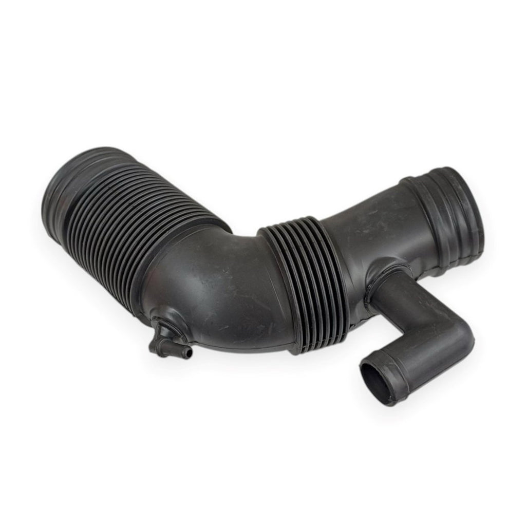 Audi A1 Volkswagen Polo Skoda Fabia Rapid Roomster Seat İbiza Hava Filtre Hortumu 6R0129654C