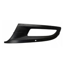 Görseli Galeri görüntüleyiciye yükleyin, Volkswagen Polo Hatchback Sis Far Izgarası Sol DPA 6R0853665D
