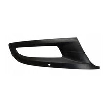 Görseli Galeri görüntüleyiciye yükleyin, Volkswagen Polo Hatchback Sis Far Izgarası Sağ DPA 6R0853666D