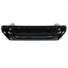 Görseli Galeri görüntüleyiciye yükleyin, Volkswagen Transporter T5 Kapı Tutamak Alt Parçası 7H0867179B