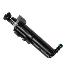 Görseli Galeri görüntüleyiciye yükleyin, Audi A4 A4 Quattro Far Yıkama Motoru Sağ TWP Germany 8K0955102B