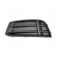 Görseli Galeri görüntüleyiciye yükleyin, Audi A3 Sis Far Izgarası Sol 8V5807681AA
