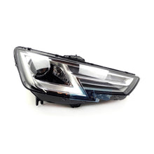 Görseli Galeri görüntüleyiciye yükleyin, Audi A4 A4 Quattro Far Komple Sağ Xenon 8W0941044