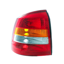 Görseli Galeri görüntüleyiciye yükleyin, Opel Astra G Hatchback Stop Lambası Sol 6223021 9117439