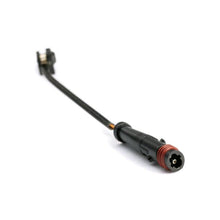 Görseli Galeri görüntüleyiciye yükleyin, Mercedes-Benz W221 W204 Fren Balata Fişi A1715400617