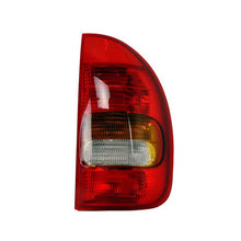 Görseli Galeri görüntüleyiciye yükleyin, Opel Corsa B 5 Kapi Stop Lambası Sol 1223490