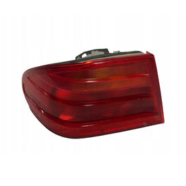 Mercedes-Benz E Serisi W 210 Stop Lambası Duysuz Dış Sol 2108204364