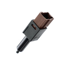 Görseli Galeri görüntüleyiciye yükleyin, Renault Kadjar Koleos Nissan Almera Tiida Cube Evalia GT-R 350Z Juke Qashqai Navara X-TRAIL NV200 Fren Müşürü 25300-3RA0A 25300-4M400 25300-AT30A