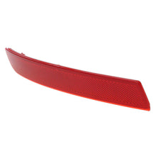 Görseli Galeri görüntüleyiciye yükleyin, BMW F10 F11 LCI Arka Tampon Reflektörü Sol 63147318555