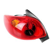 Görseli Galeri görüntüleyiciye yükleyin, Peugeot 206 Stop Lambası Sol Duysuz 6350S0