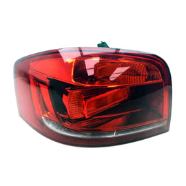 Audi A3 Stop Lambası Sol 3 Kapı 8P3945095