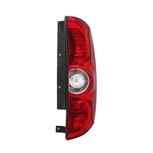 Görseli Galeri görüntüleyiciye yükleyin, Opel Combo D Stop Lambası Sağ 95513787