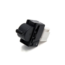 Görseli Galeri görüntüleyiciye yükleyin, Nissan Navara D22 Cam Açma Düğmesi Arka 25411-2S700